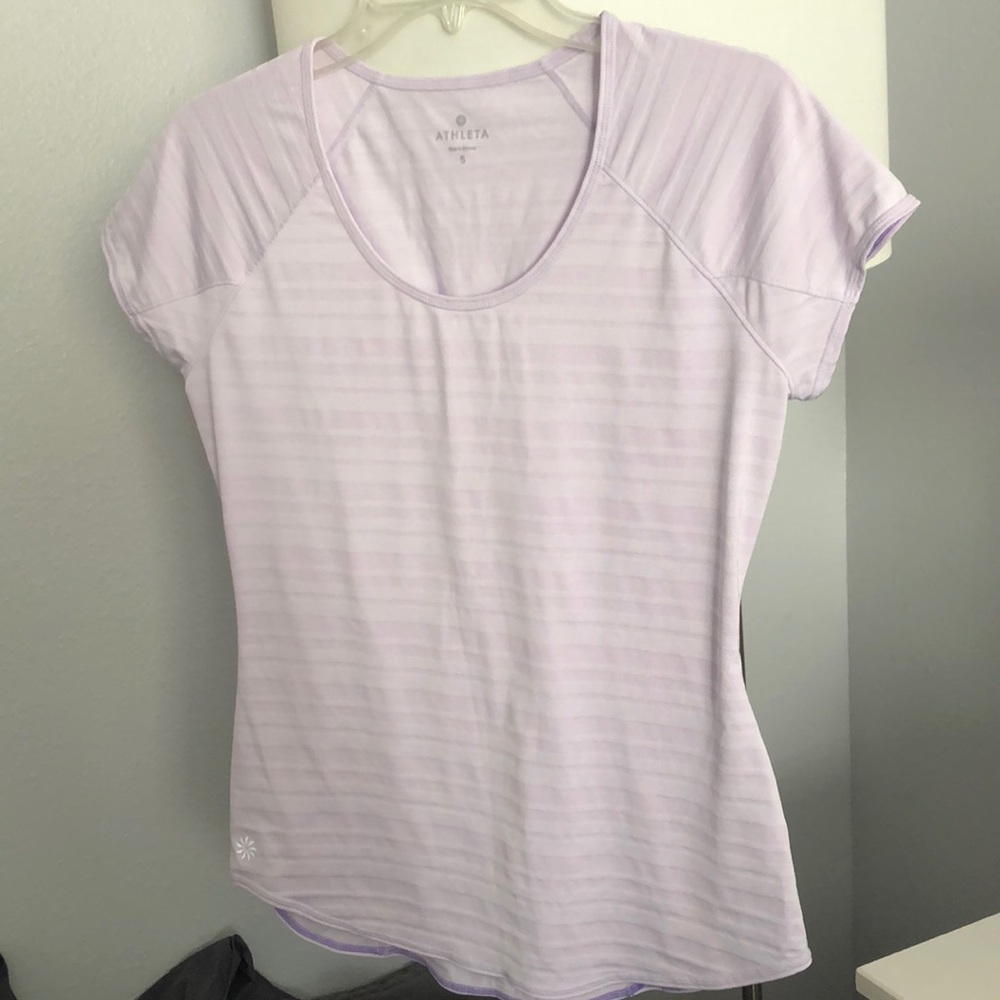 Athleta exercise shirt